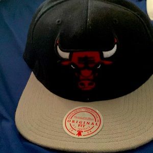 It’s a good hat to wear with your clothes would like to read